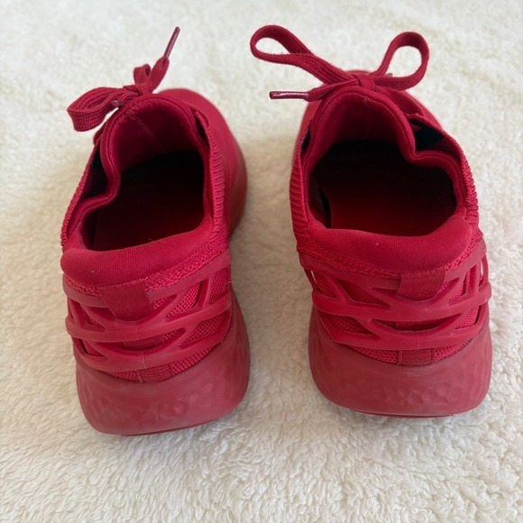 Kizik Hands Free Red Mesh Sneakers Athletic Shoes Women's Size 7 Wide - Picture 6 of 9